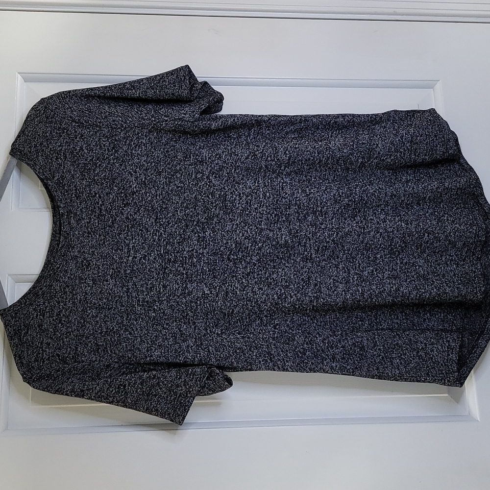Old Navy super soft heather black tee